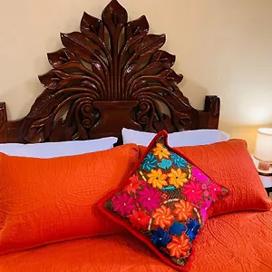 Casa Tres Colibries Bed & Breakfast Merida